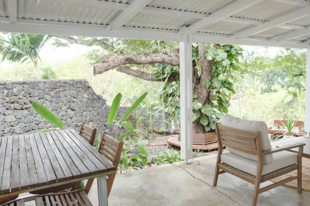 Tamarin River Villa Exterior photo