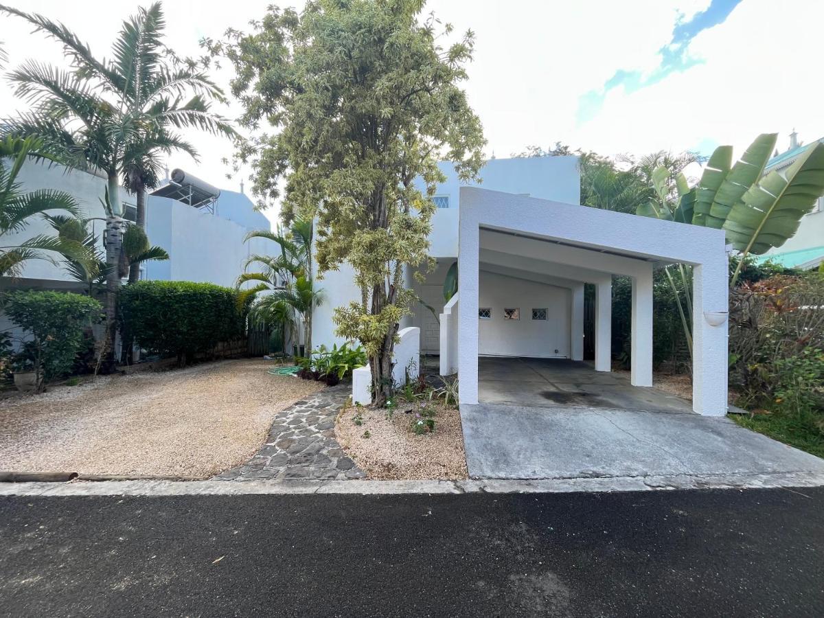 Tamarin River Villa Exterior photo